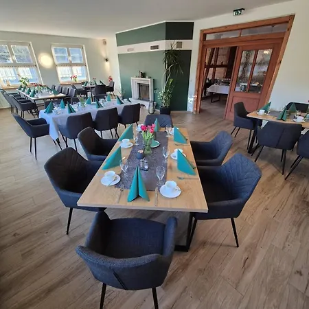 Grenzburg Gasthuis 3*